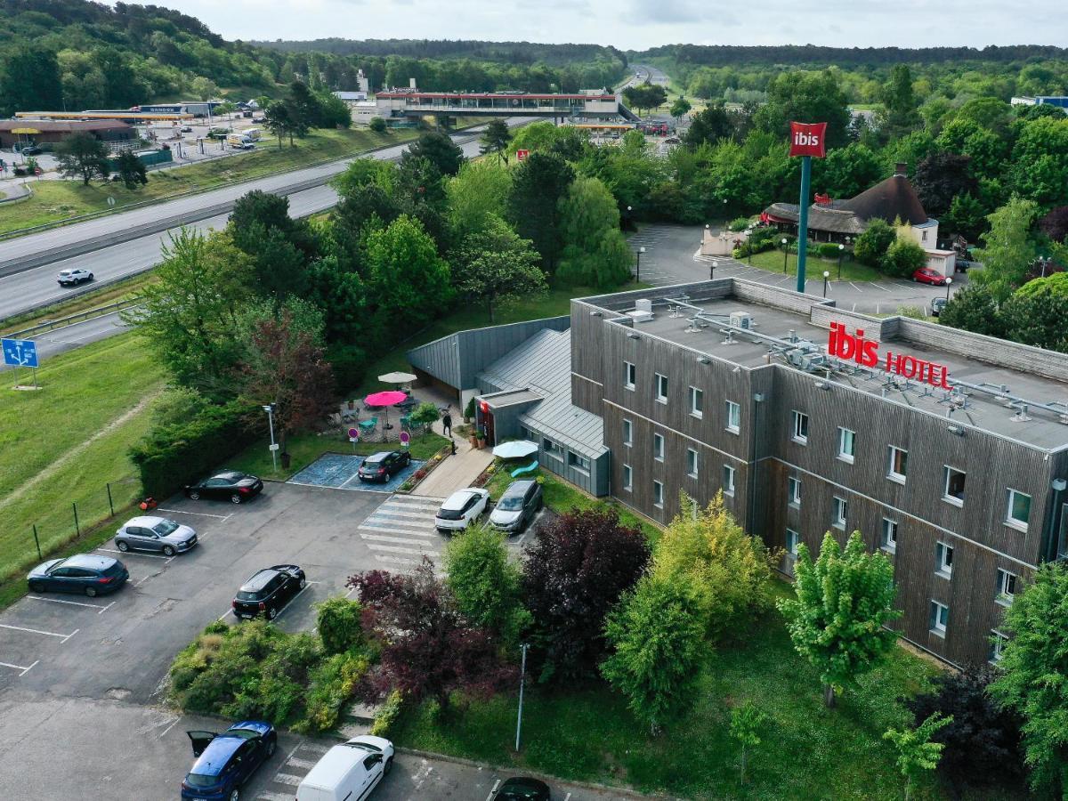 Ibis Nemours Hotel Exterior photo